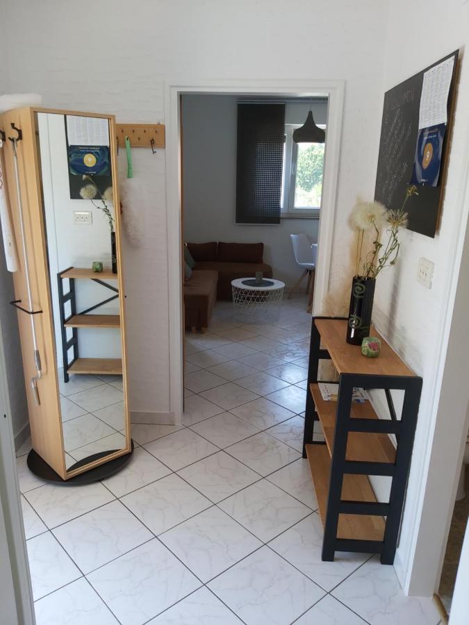 Ferienwohnung Mit 2 Schlafzimmer Oder Studio Apartment - Istrien-Fiorini Brtonigla Εξωτερικό φωτογραφία