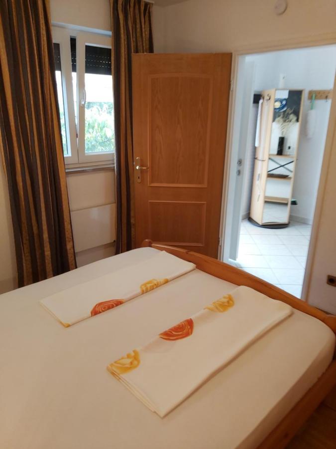 Ferienwohnung Mit 2 Schlafzimmer Oder Studio Apartment - Istrien-Fiorini Brtonigla Εξωτερικό φωτογραφία