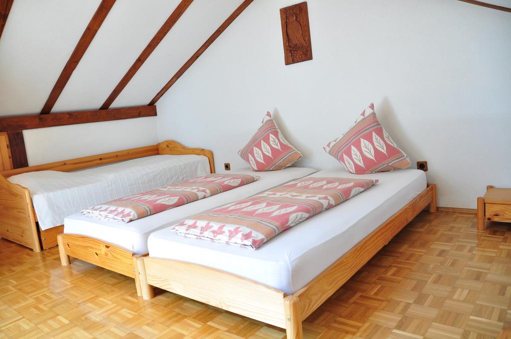 Ferienwohnung Mit 2 Schlafzimmer Oder Studio Apartment - Istrien-Fiorini Brtonigla Εξωτερικό φωτογραφία