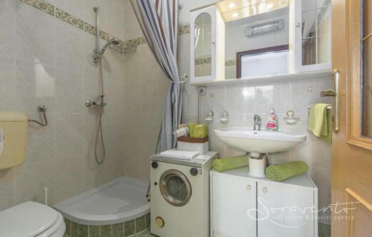 Ferienwohnung Mit 2 Schlafzimmer Oder Studio Apartment - Istrien-Fiorini Brtonigla Εξωτερικό φωτογραφία