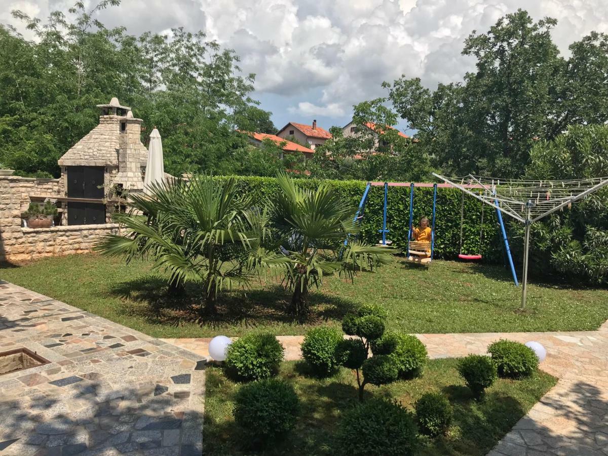 Ferienwohnung Mit 2 Schlafzimmer Oder Studio Apartment - Istrien-Fiorini Brtonigla Εξωτερικό φωτογραφία